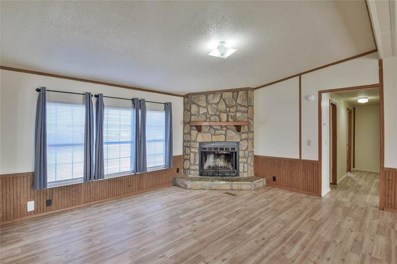 4040 Dillard Court, Joshua TX 76058 - Photo 25
