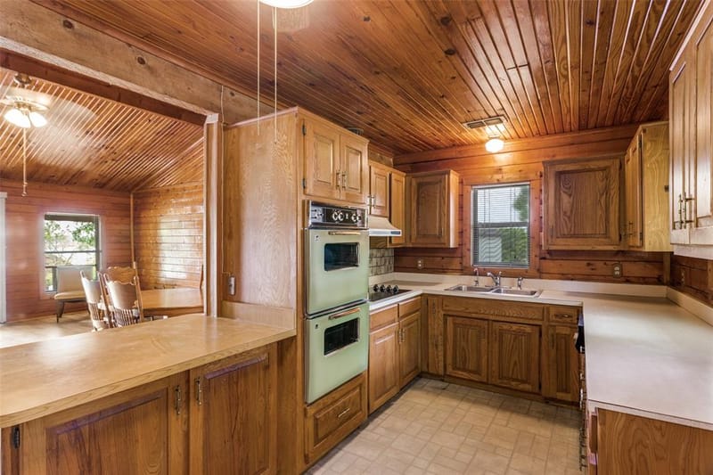 1114 Spur Trail, Granbury TX 76049 - Photo 5