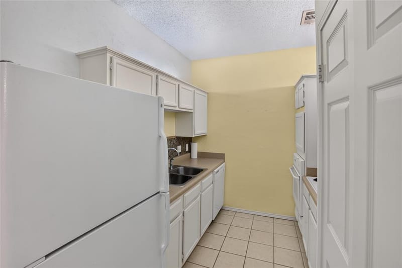2105 Count Fleet Drive # 217, Arlington TX 76011 - Photo 8