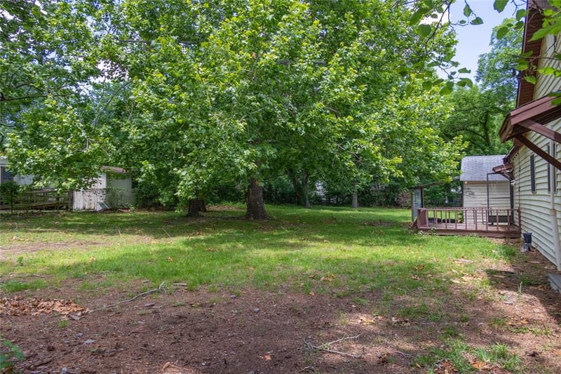 805 12TH NE, Paris TX 75460 - Photo 24