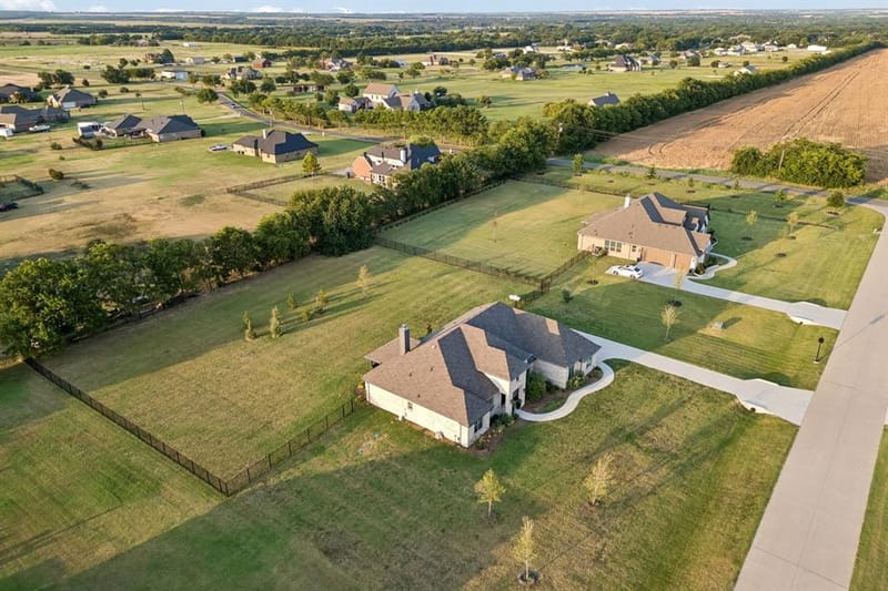 330 Waterview Drive, Gunter TX 75058 - Photo 32