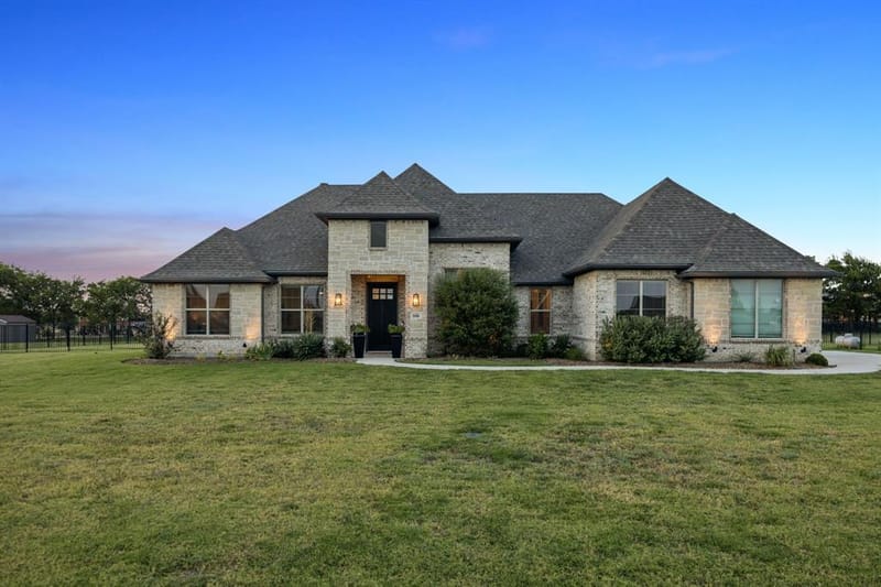 330 Waterview Drive, Gunter TX 75058