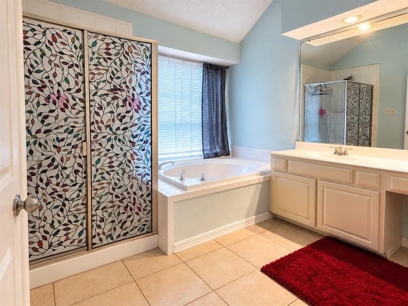 2229 Templeton Drive, Arlington TX 76006 - Photo 8