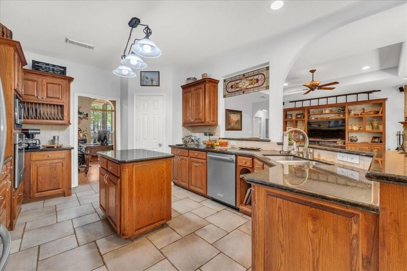 9645 Oak Meadow Lane, Pilot Point TX 76258 - Photo 10