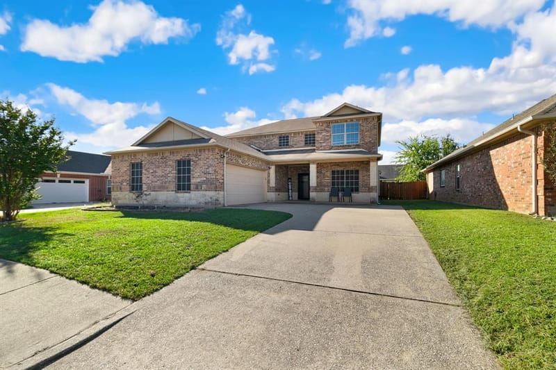 107 Ashlyn Court, Whitesboro TX 76273 - Photo 2