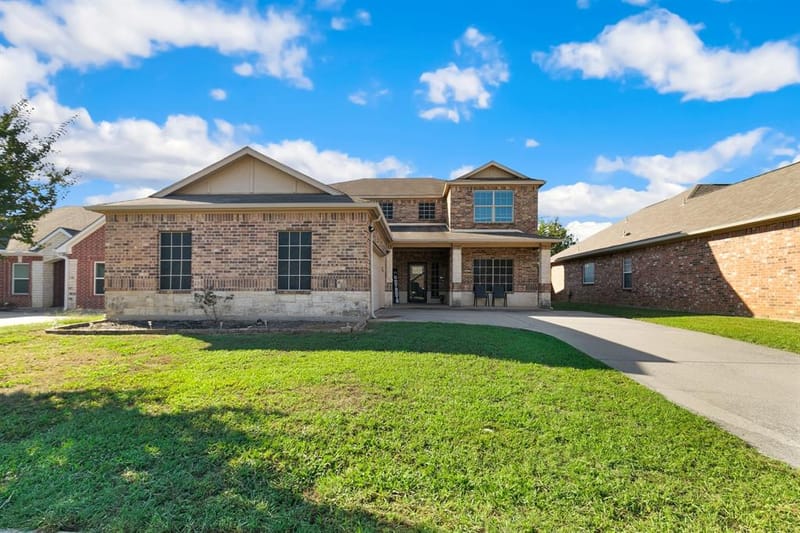 107 Ashlyn Court, Whitesboro TX 76273