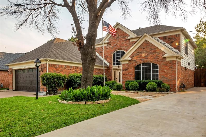 4523 Wescott Drive, Grand Prairie TX 75052 - Photo 2