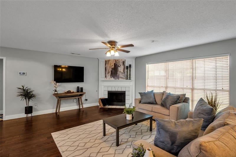 4523 Wescott Drive, Grand Prairie TX 75052 - Photo 7