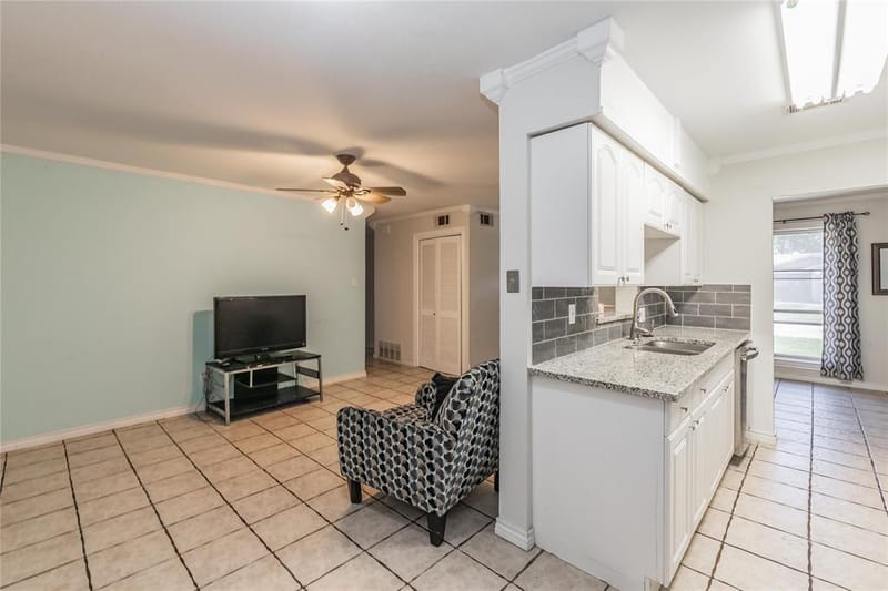 1104 Crane Drive, Euless TX 76039 - Photo 12