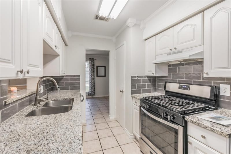 1104 Crane Drive, Euless TX 76039 - Photo 14