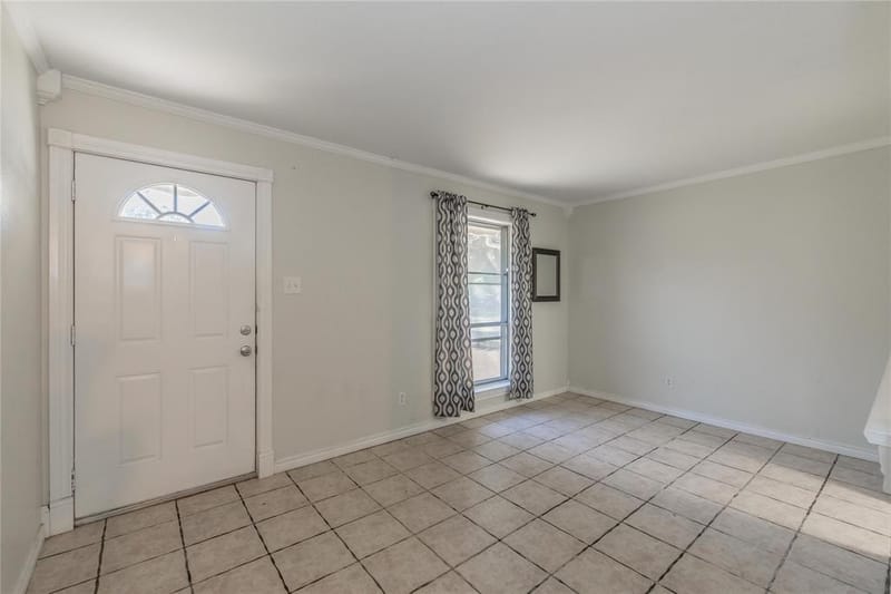1104 Crane Drive, Euless TX 76039 - Photo 4