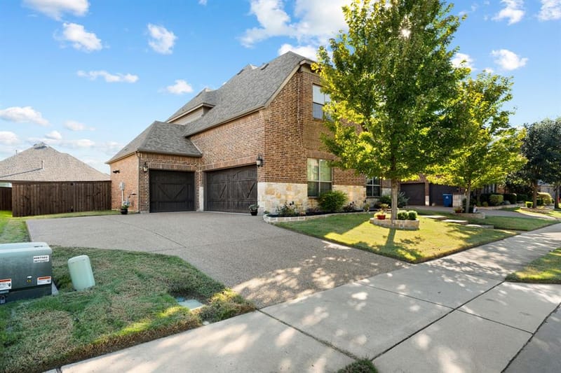1017 Pleasant View Drive, Rockwall TX 75087 - Photo 2