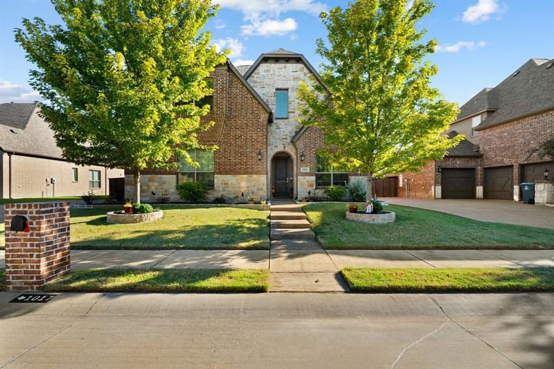 1017 Pleasant View Drive, Rockwall TX 75087