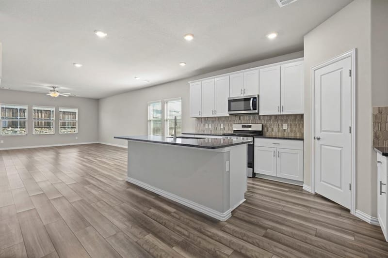 5725 Castle Peak Bend, Fort Worth TX 76126 - Photo 6