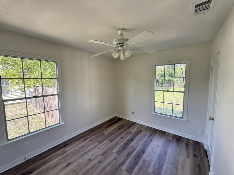 3605 Frederick Avenue, Waco TX 76707 - Photo 6