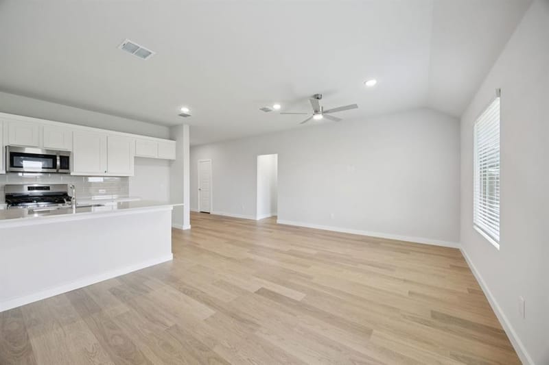 724 Pescado Way, Fort Worth TX 76052 - Photo 2