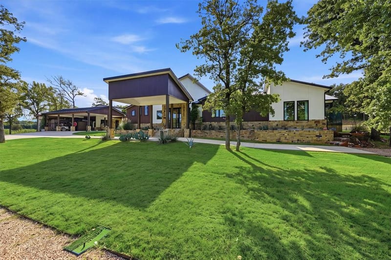 141 County Road 2115, Gainesville TX 76240 - Photo 4