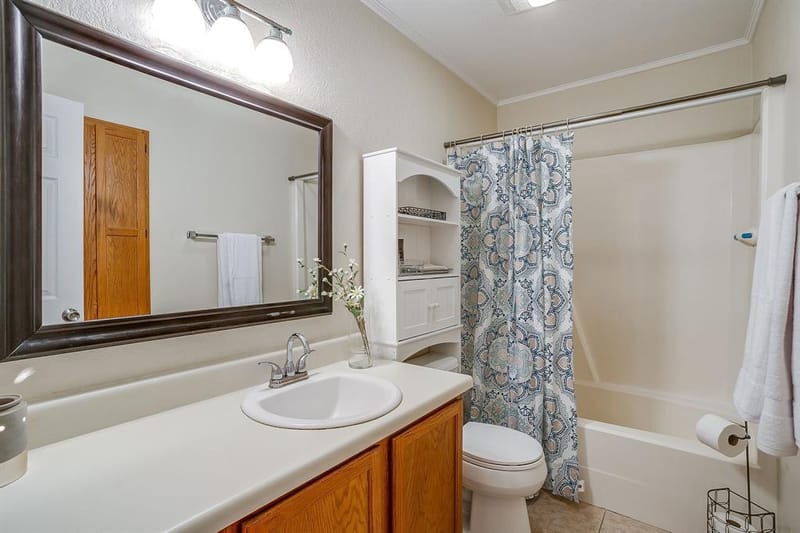 1219 Hyde Park Boulevard, Cleburne TX 76033 - Photo 16