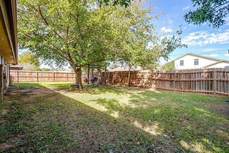 1219 Hyde Park Boulevard, Cleburne TX 76033 - Photo 36