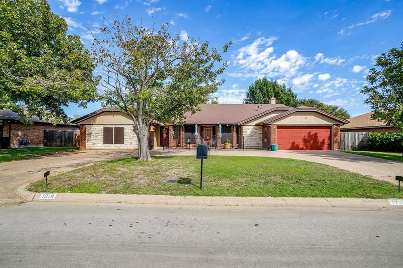 1219 Hyde Park Boulevard, Cleburne TX 76033