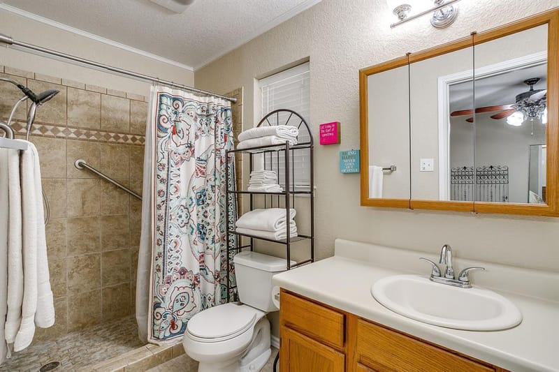 1219 Hyde Park Boulevard, Cleburne TX 76033 - Photo 14
