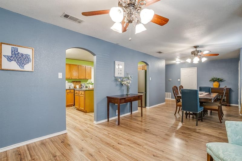 1219 Hyde Park Boulevard, Cleburne TX 76033 - Photo 8
