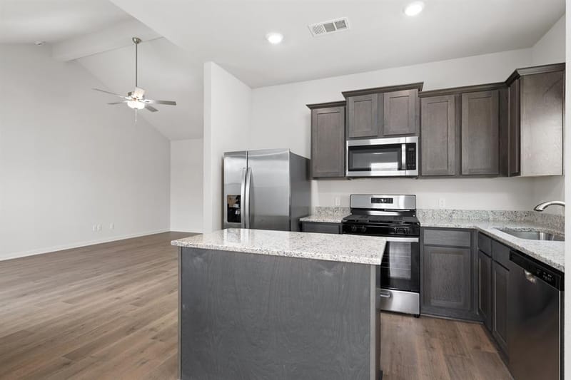 9841 Teton Vista Drive, Fort Worth TX 76140 - Photo 2
