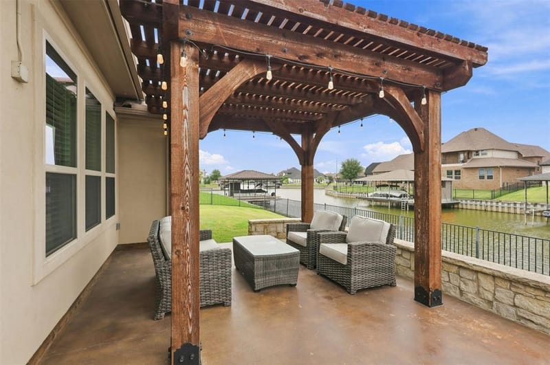 1601 Malibu Bay Court, Granbury TX 76048 - Photo 23