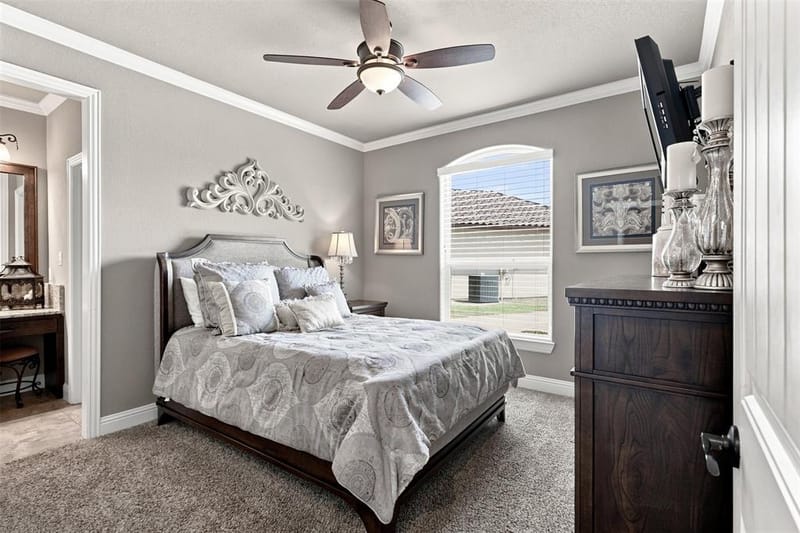 1601 Malibu Bay Court, Granbury TX 76048 - Photo 27