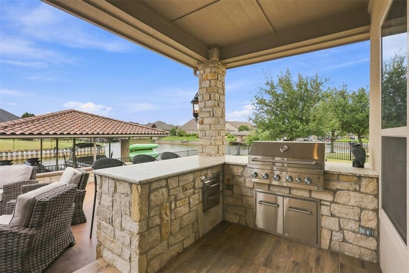1601 Malibu Bay Court, Granbury TX 76048 - Photo 22