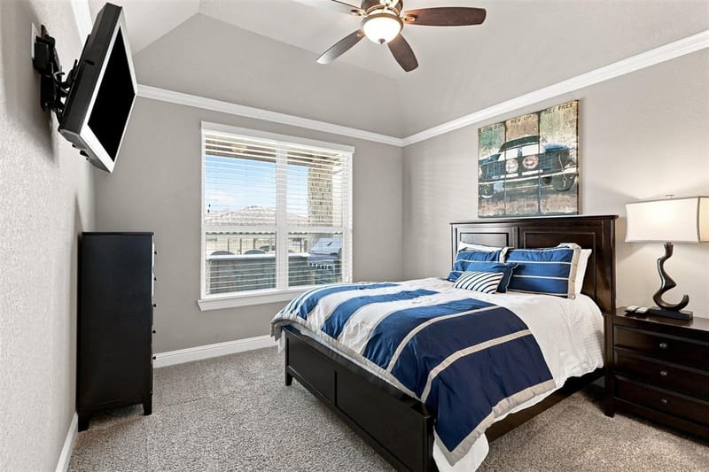1601 Malibu Bay Court, Granbury TX 76048 - Photo 29