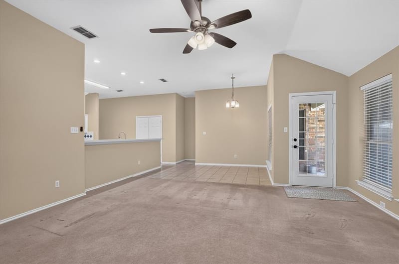333 Carriage Lane, Saginaw TX 76179 - Photo 17