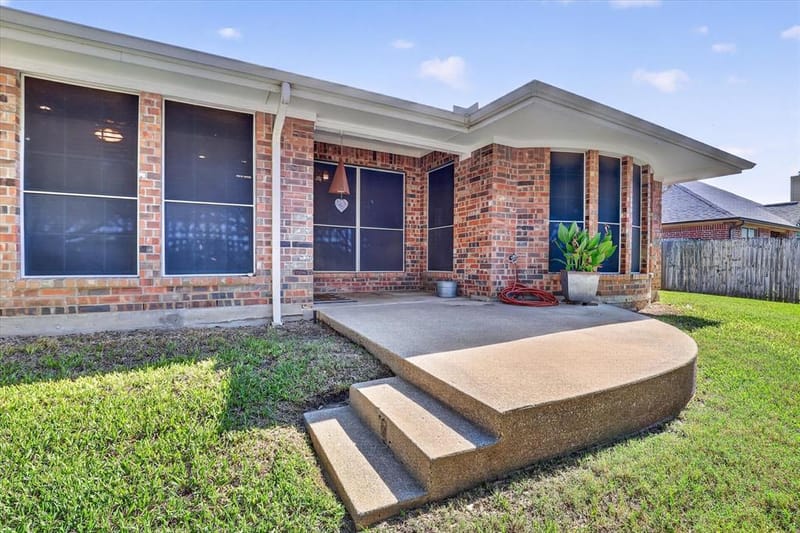 333 Carriage Lane, Saginaw TX 76179 - Photo 28