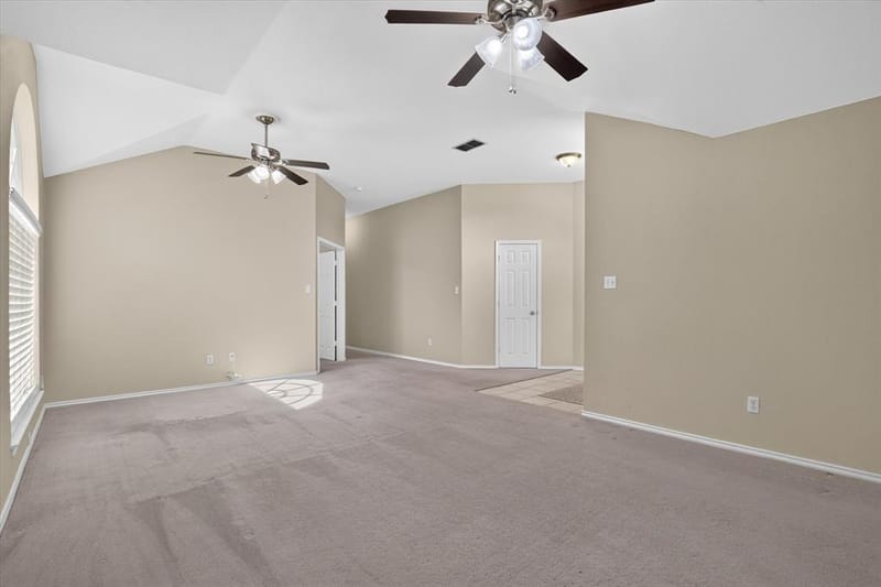 333 Carriage Lane, Saginaw TX 76179 - Photo 9
