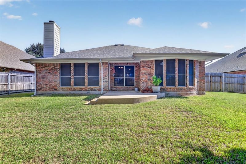 333 Carriage Lane, Saginaw TX 76179 - Photo 30