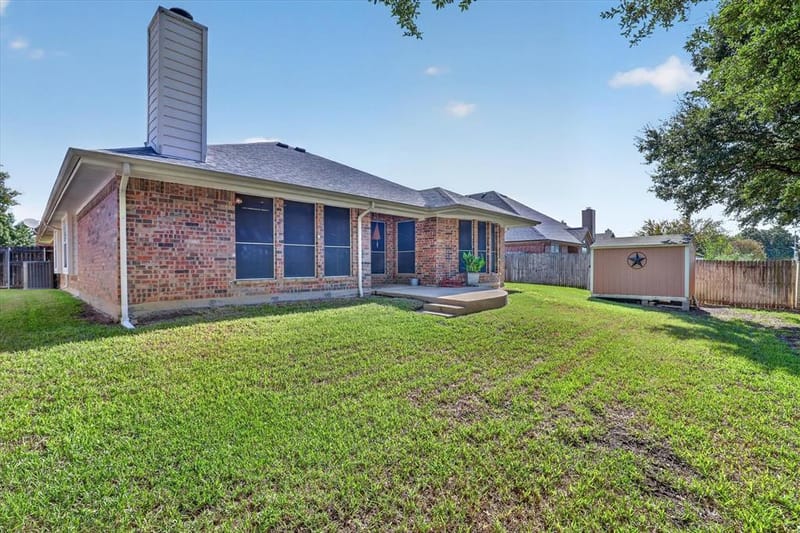 333 Carriage Lane, Saginaw TX 76179 - Photo 31