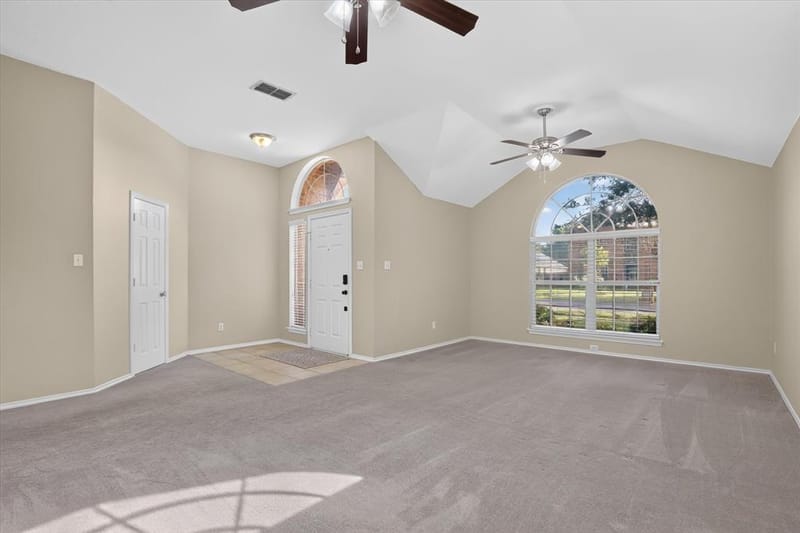 333 Carriage Lane, Saginaw TX 76179 - Photo 4