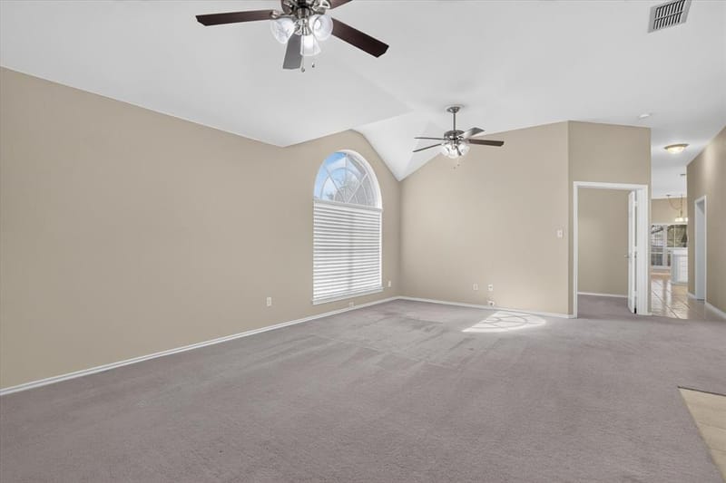 333 Carriage Lane, Saginaw TX 76179 - Photo 8