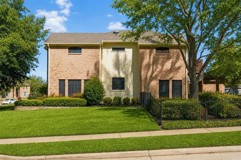 6622 Barclay Lane, Garland TX 75044 - Photo 36