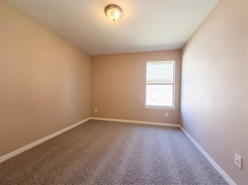 5327 Lake Gardens Drive, Grand Prairie TX 75052 - Photo 10
