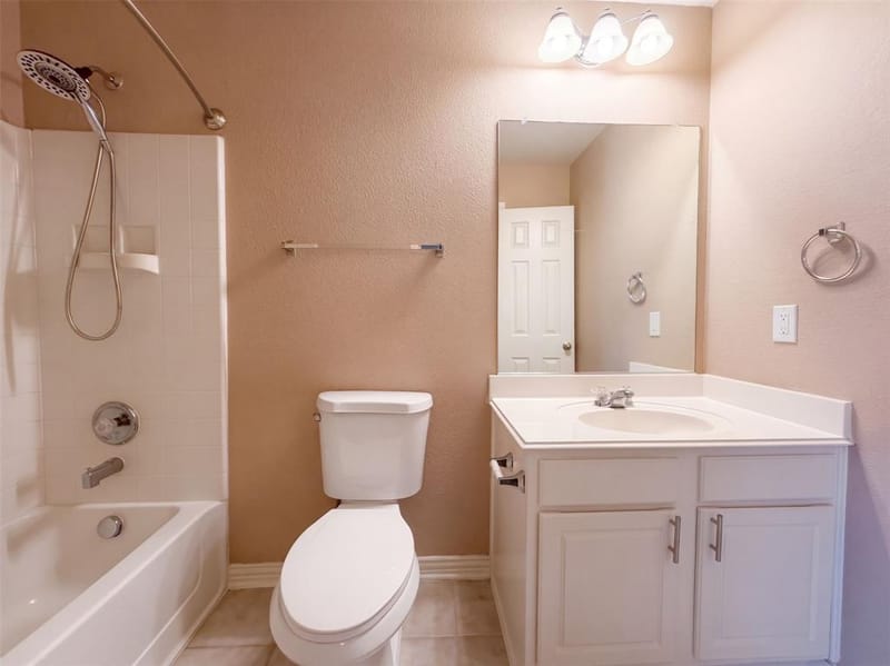 5327 Lake Gardens Drive, Grand Prairie TX 75052 - Photo 14