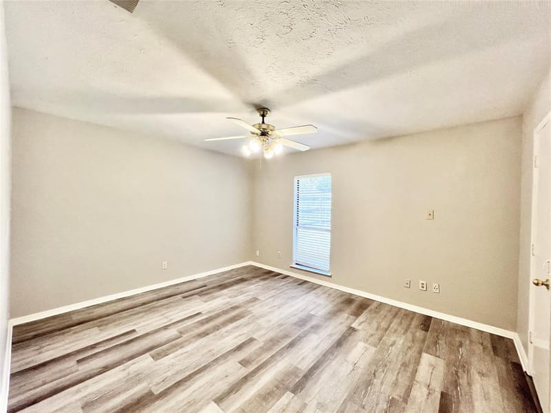 2319 Redbrook Drive, Arlington TX 76014 - Photo 6