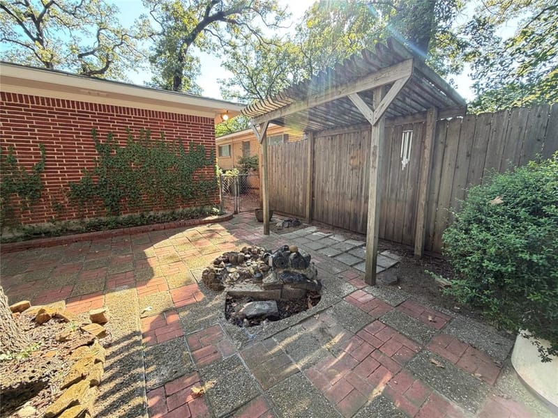 1519 Tulip Drive, Arlington TX 76013 - Photo 23
