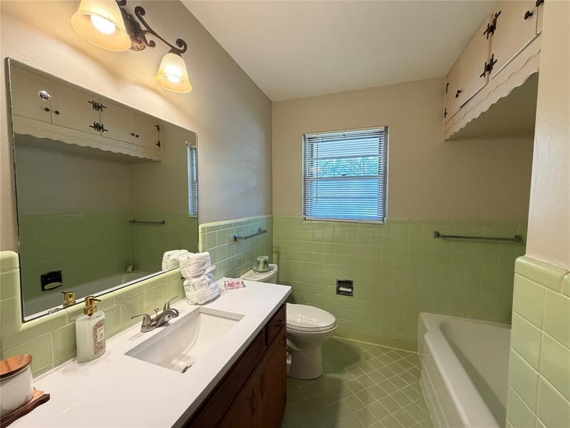 1519 Tulip Drive, Arlington TX 76013 - Photo 10