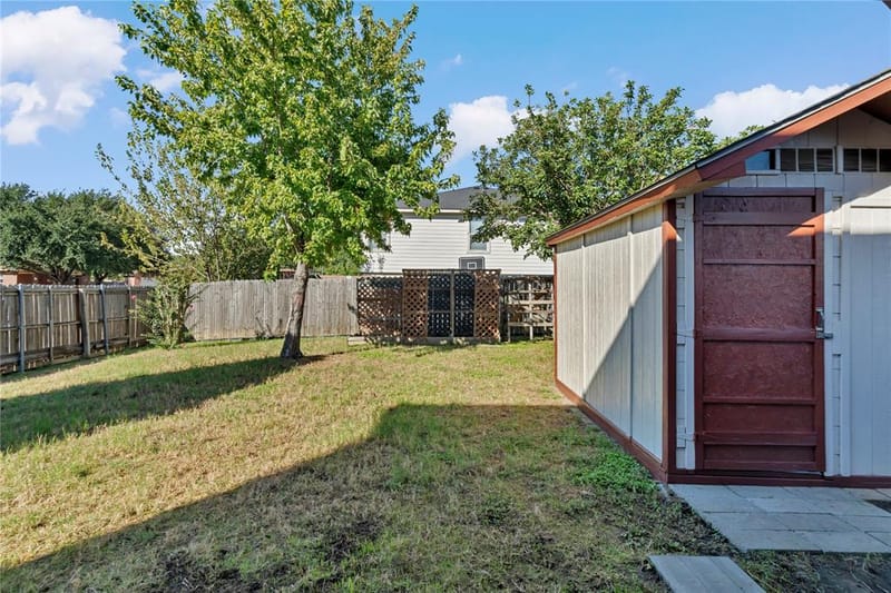 4007 Willow Leaf Court, Dallas TX 75212 - Photo 31