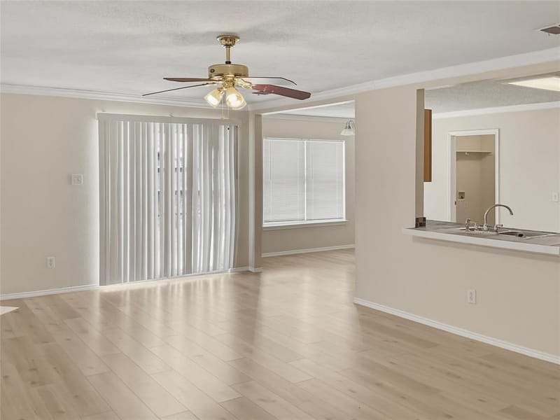 10112 Chapel Glen Terrace, Fort Worth TX 76116 - Photo 7