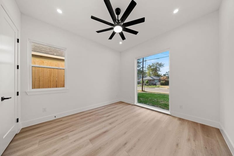 1727 Toronto Street, Dallas TX 75212 - Photo 31