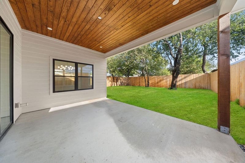 1727 Toronto Street, Dallas TX 75212 - Photo 8