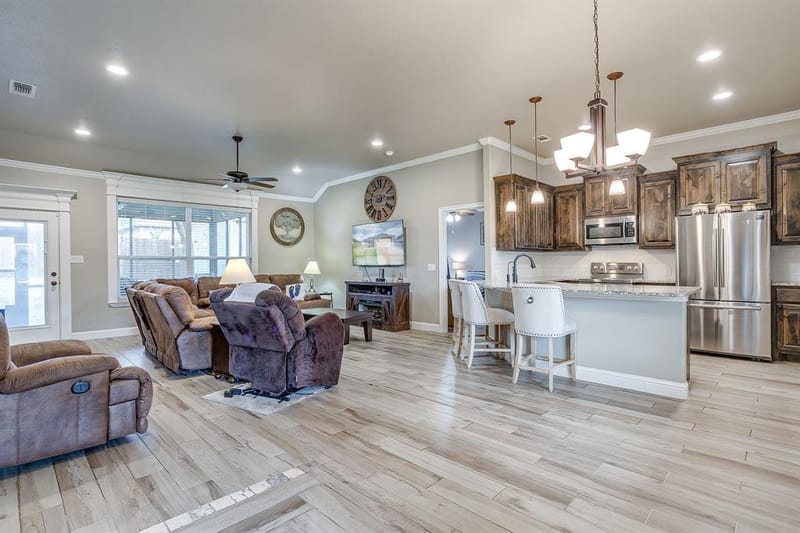 2204 Snake River Drive, Granbury TX 76048 - Photo 16