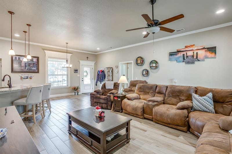 2204 Snake River Drive, Granbury TX 76048 - Photo 33